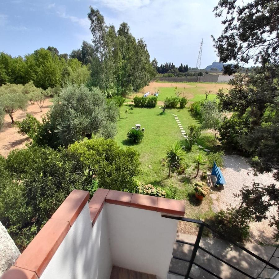 Santu Paulu Country House Posada  Exterior foto